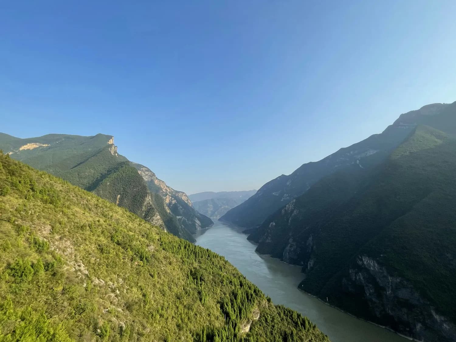瞿塘峡：三峡第一峡的自然与人文之美