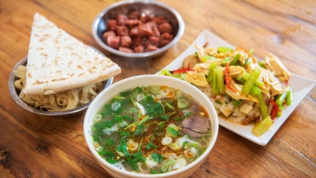 河南18城美食地图：从郑州烩面到济源鸡蛋不翻