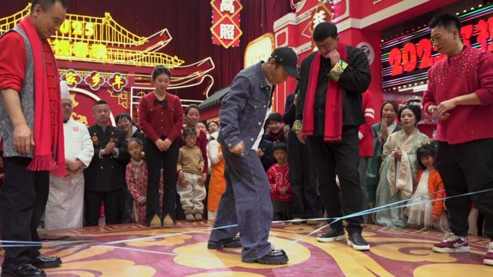 辽视春晚搞笑节目大比拼：宋小宝PK李雪琴，谁更胜一筹？