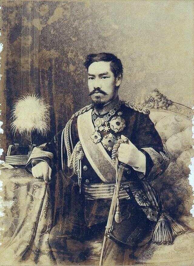 日本明治维新：对日本现代化进程有哪些贡献？又存在哪些局限性？