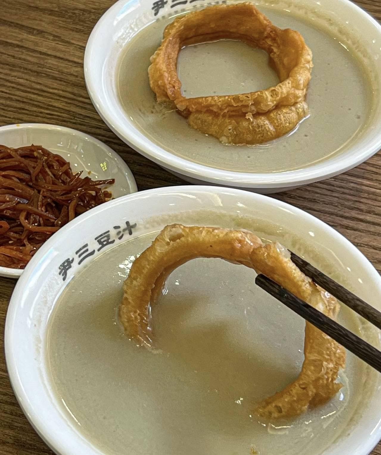 豆汁风云再起：揭秘老北京的味蕾密码
