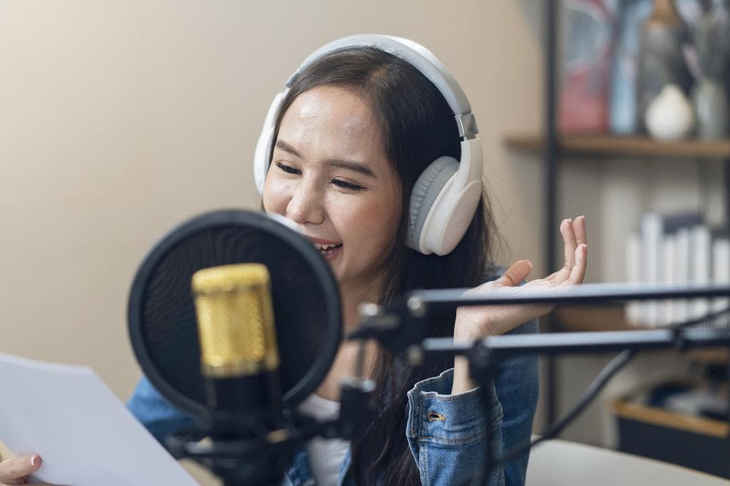 世界嗓音日丨不同年龄段嗓音特点及保健