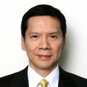 向华强：从龙五到电影大亨