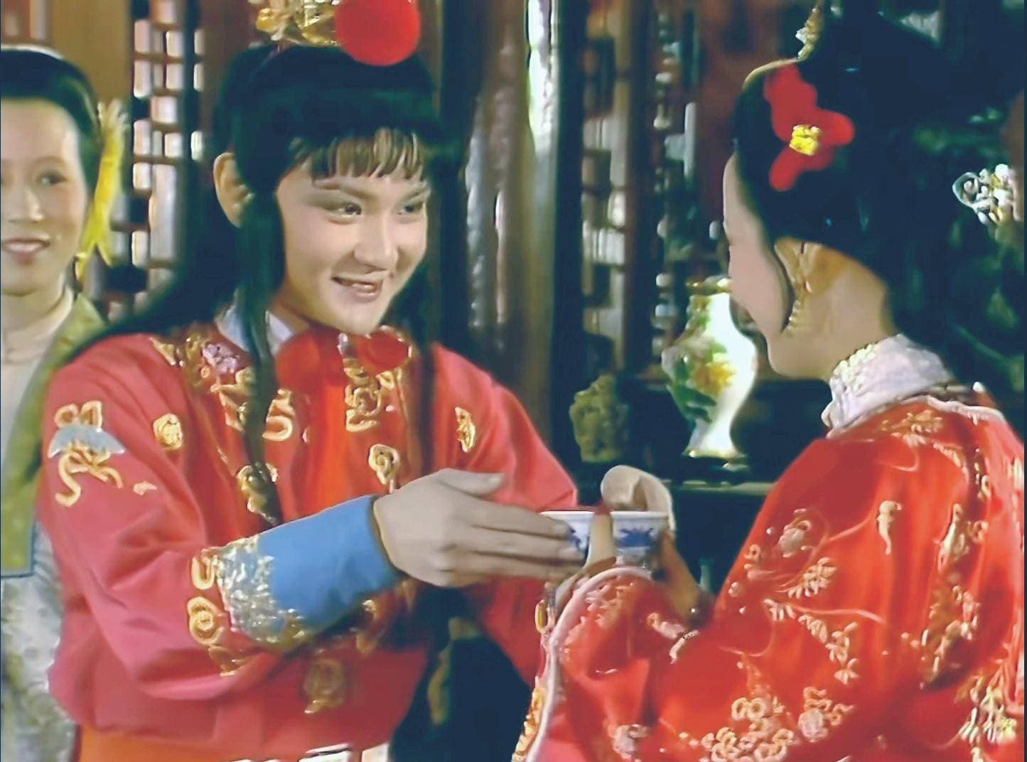 红楼梦：元春为何讨厌林黛玉？省亲之时，黛玉一个行为犯了大忌