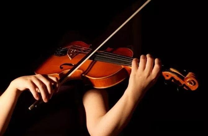 灵魂深处的小提琴：如何把握音色变化与情感表达？