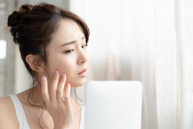冬季泡温泉护肤全攻略：避免皮肤干燥的正确打开方式