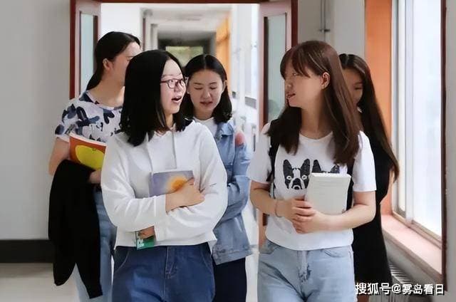 大学生贬值就业难，扩招引发恶果?家庭投入与现状矛盾有多大？