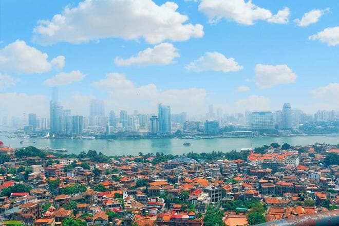 适合一个人散心的6个城市，出去走走，多待在没有天花板的地方