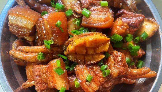 家宴硬菜—鲍鱼红烧肉