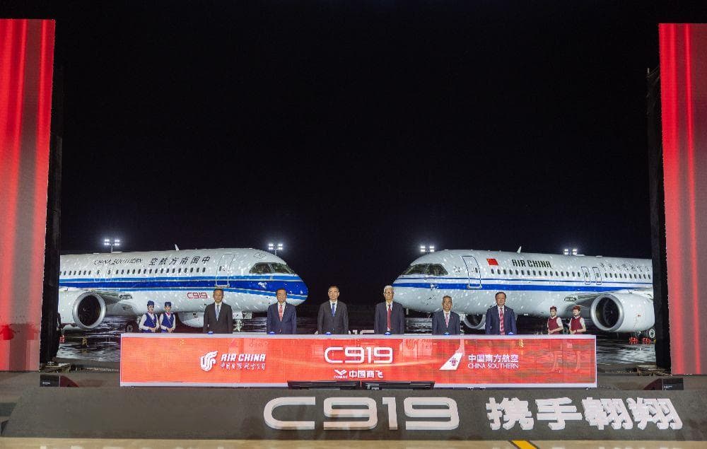 国航、南航同时接收首架C919飞机 国产大飞机规模化量产和交付待考