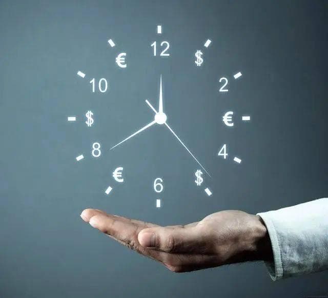 punctual和on time在英语中有什么区别？