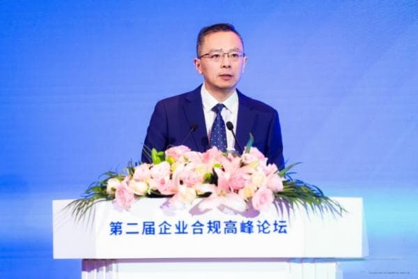 AI“蓝海”下，企业合规的新航向