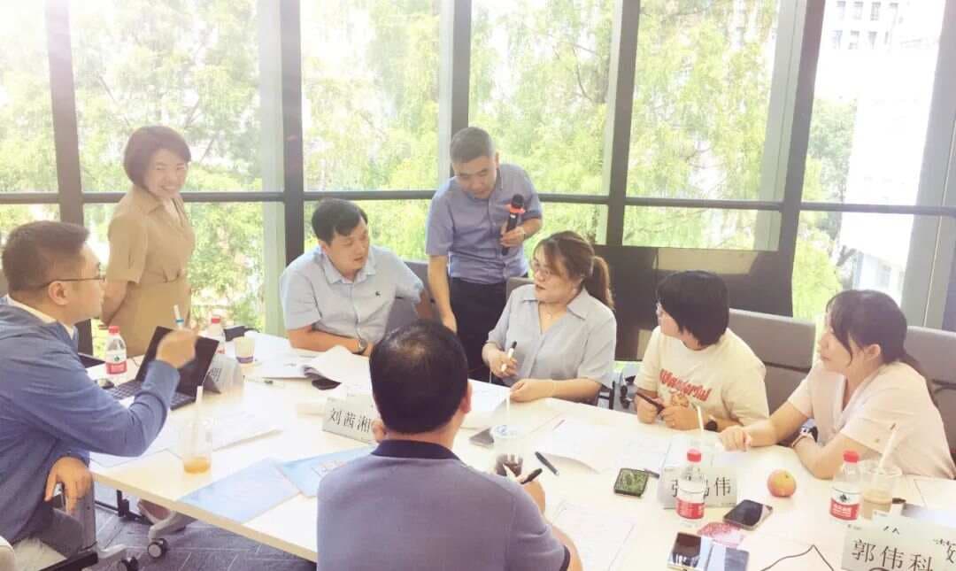 工作能力强的人，全都擅长请示与汇报