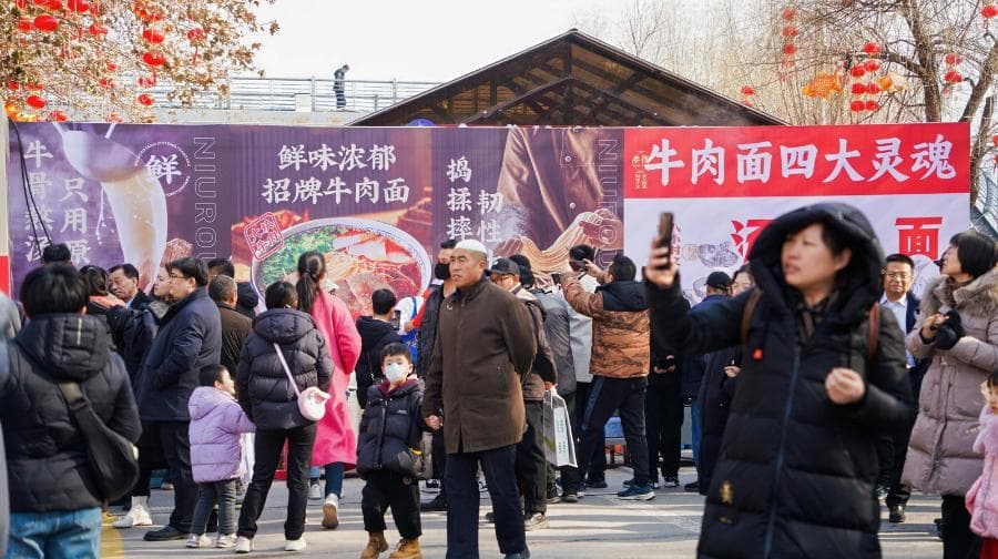 兰州牛肉拉面全网互动热度高，品牌美誉“一路生花”