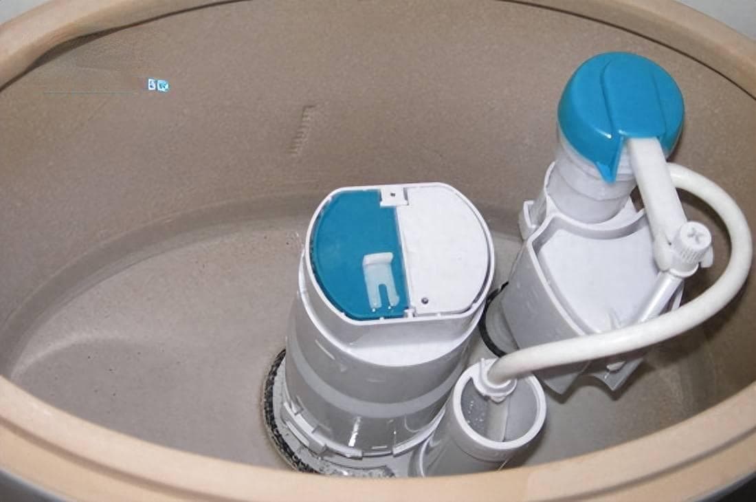 马桶水箱上水滋滋响？原因分析与解决方法详解