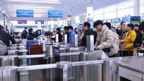 南昌车站智能升级助力春运智慧出行