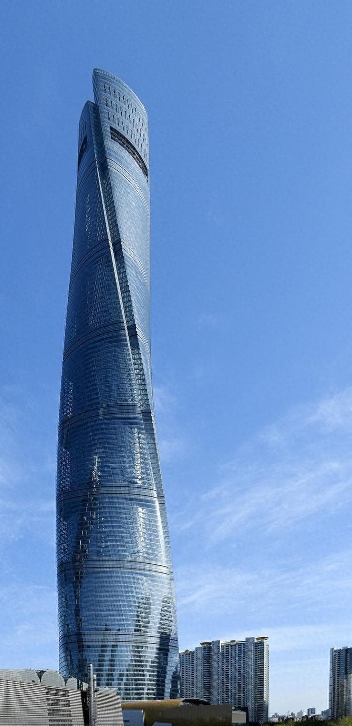 中国632米超级高楼，地基脆弱如豆腐，却在14级台风前稳如泰山！