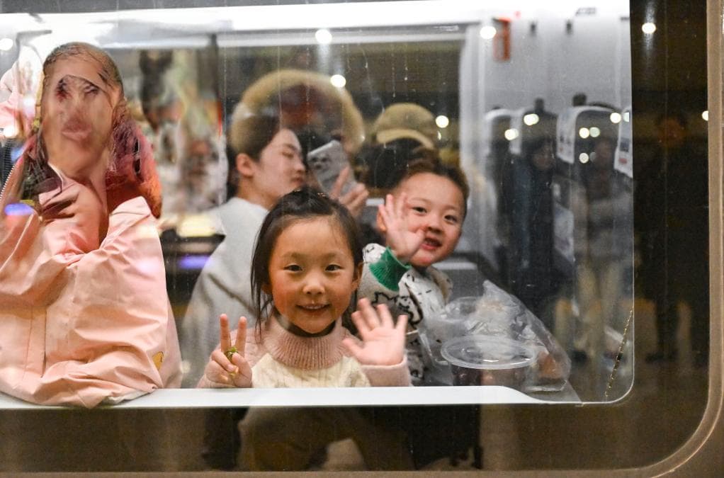 2025年春运开启：新服务 新体验 新活力