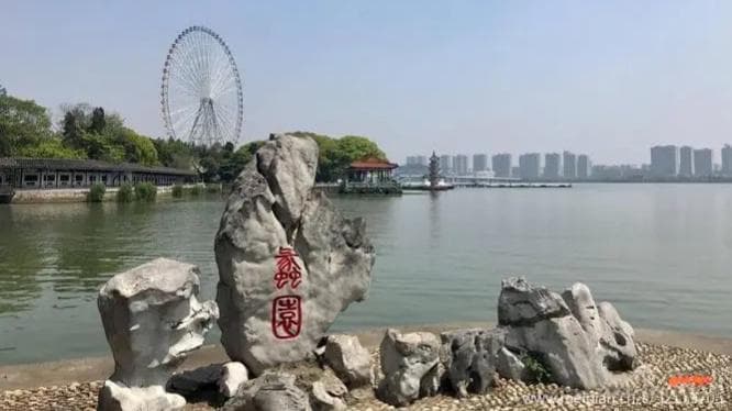 蠡湖畔的园林瑰宝：无锡蠡园八景探秘