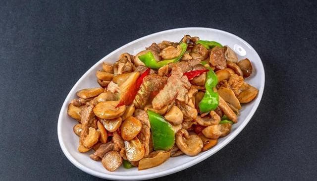 掌握肉的火候，轻松炒出嫩滑美味的肉菜