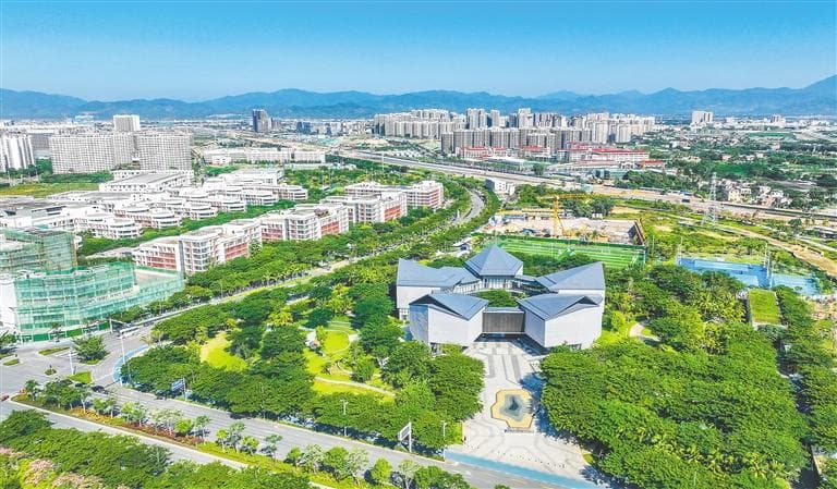 海南种业振兴：南繁硅谷建设助力农业现代化