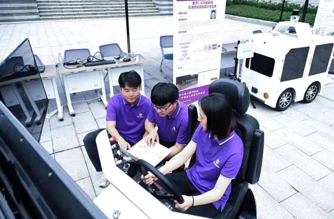 重庆大学首届科创班毕业生获600万投资，盲文阅读器和智能制冰机项目引关注