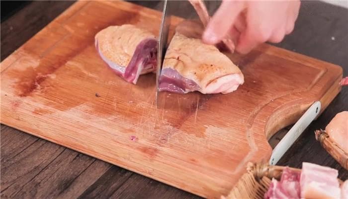 开水白菜制作教程：详解经典川菜的烹饪步骤