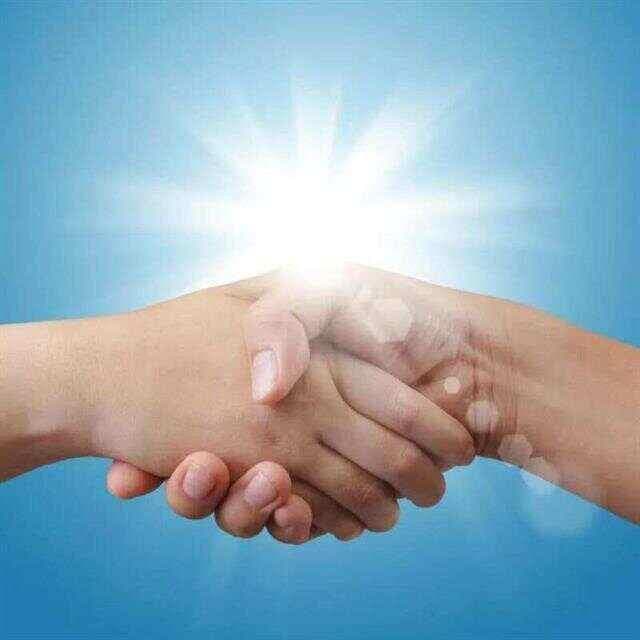 “give and take” 的意思，真的不是 “给和拿” ！