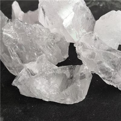 白矾：一种常见的中药材及其临床应用
