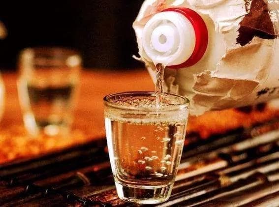 茅台酒健康奥秘：听茅台教父季克良详解！