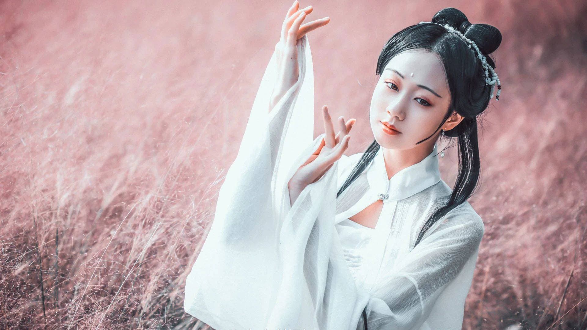 属鼠人一生大运 起伏不定晚年有望更佳