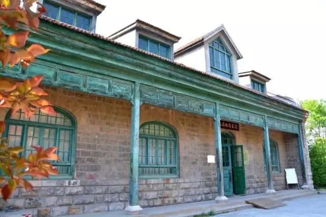 山东建筑大学：校园文化景观中的工匠精神传承与创新