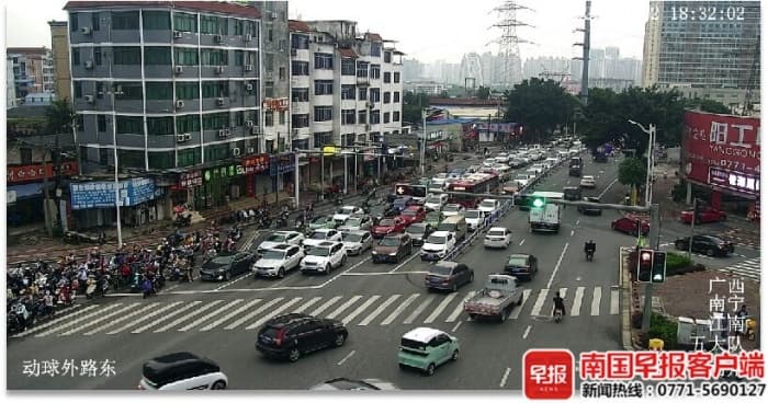 南宁25个路口启用全息智慧系统，等红灯时间平均减少