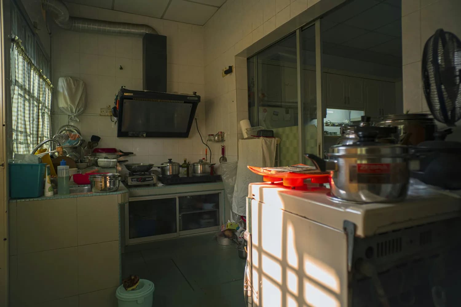 洪灾获救后，邯郸母子创办爱心厨房为病患家属提供做饭场所