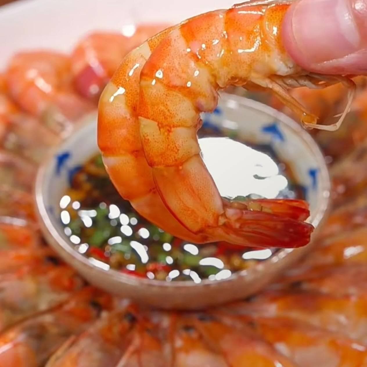 白灼虾：简单而不失美味的家常佳肴