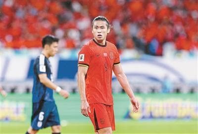 与外教团队无障碍沟通 国足凝聚力提升