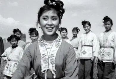 “刘三姐”黄婉秋：病逝不到一年，丈夫何有才的选择令人泪目
