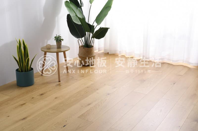 装修时，实木复合地板究竟如何选？