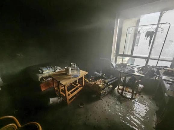 岳阳：电吹风忘关引火灾，消防扑救无人员伤亡