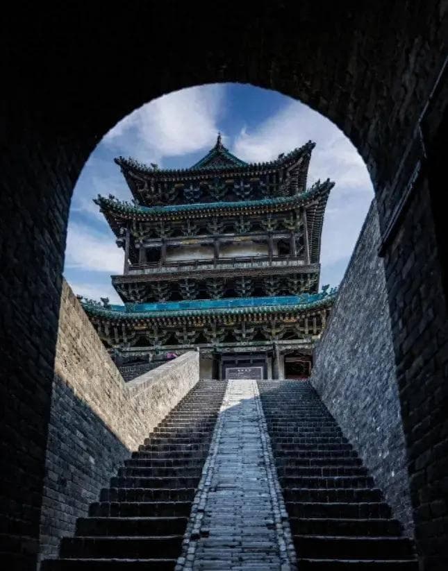 探秘至今保存完好的十大古城：穿越千年的历史文化之旅