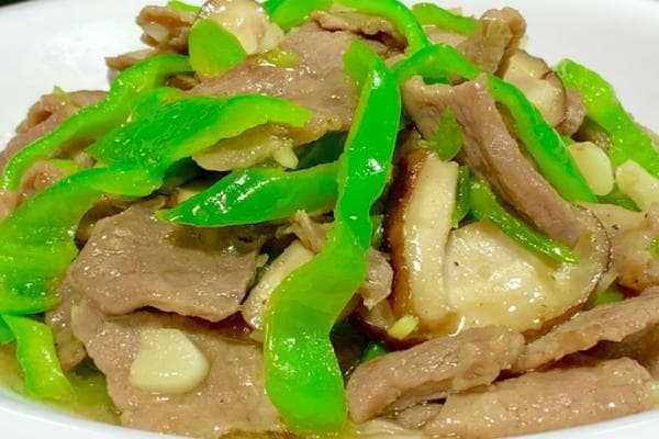 嫩滑炒猪肉片：掌握这些技巧，新手也能做出餐厅级美味