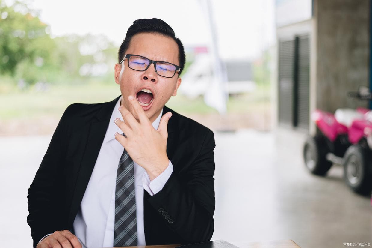 为什么人会打哈欠？是疲劳和生理反应吗？