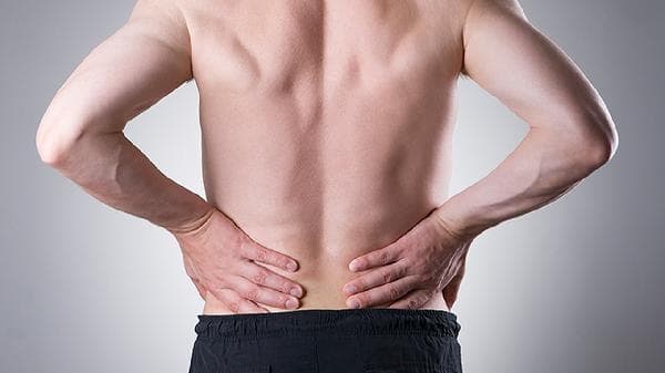 男性腰部发凉的五大原因及应对方法