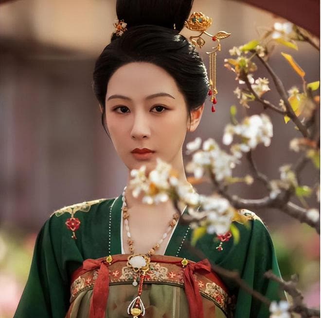 大女主经商正火！6部高评分推荐：《国色芳华》碾压《珠帘玉幕》