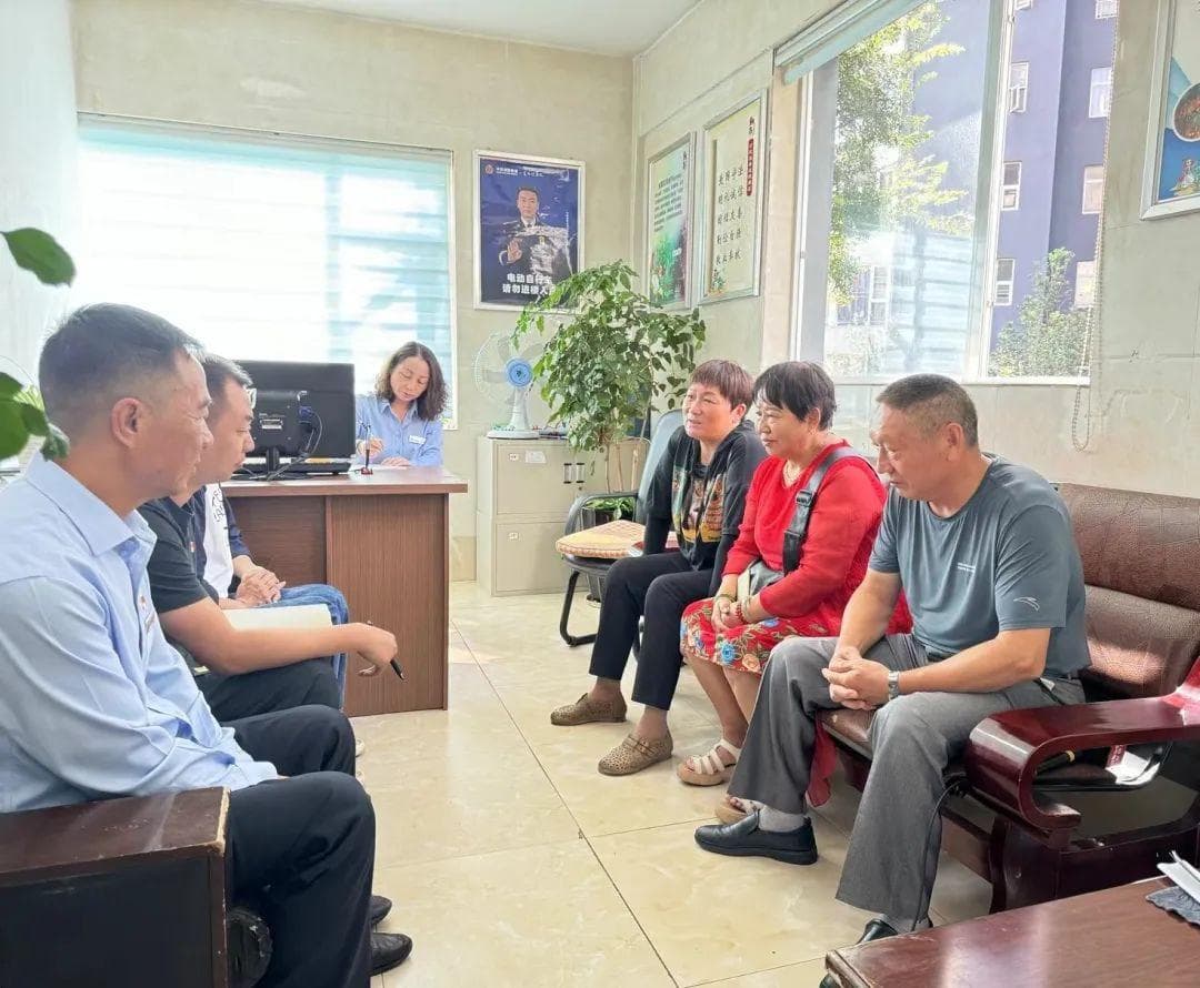 “一张清单+N项制度” 抓实小区治理