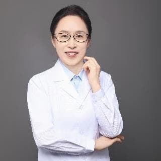 反复高烧40度，抗原阴性，专家建议综合治疗