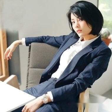 短碎发如何搭配衣服？五款流行发型搭配指南