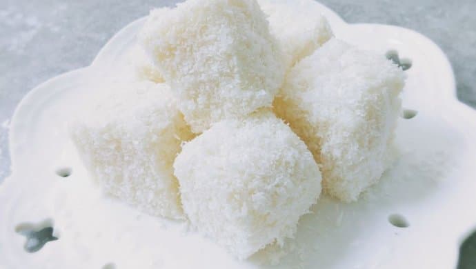 牛奶椰蓉小方：简单快手的甜点制作教程
