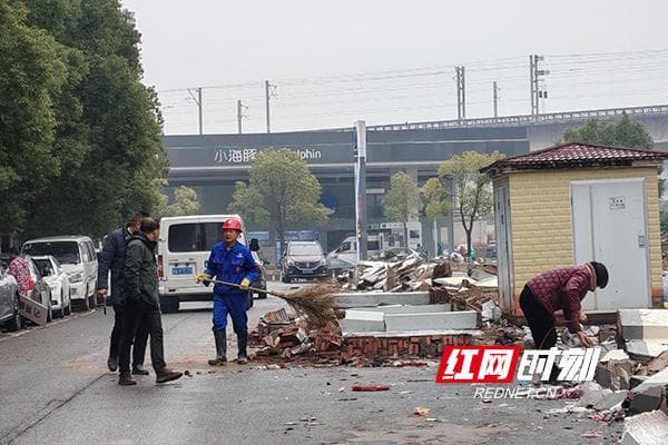 “堵心墙”倒了，“民心路”通了——长沙两小区拆墙疏堵见证基层治理温度