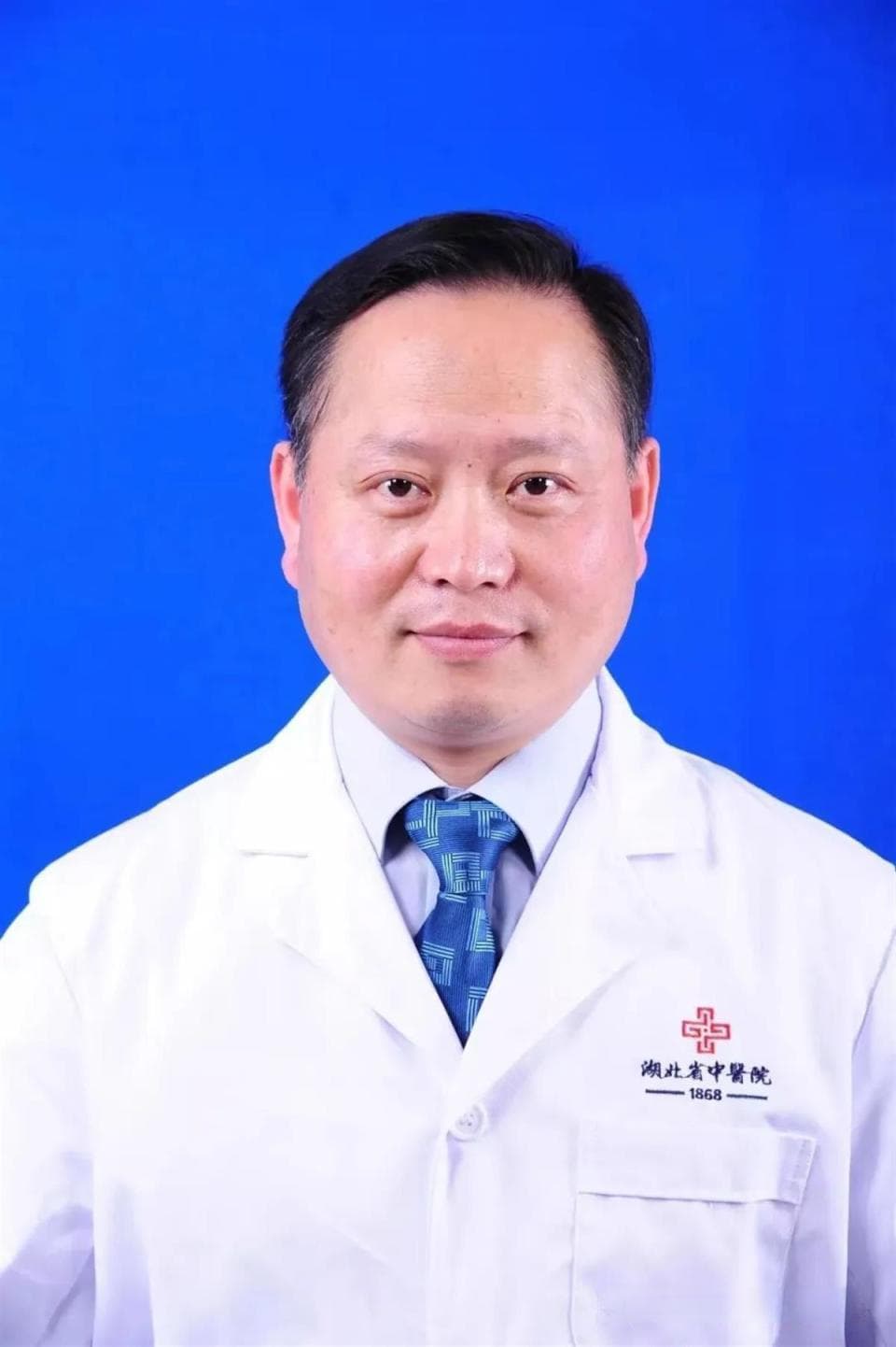 喉咙痛就含颗润喉糖？你可能做错了